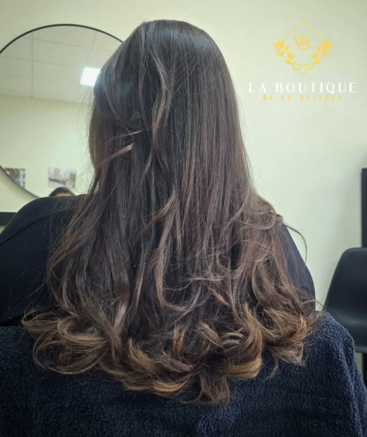 Brunette waves