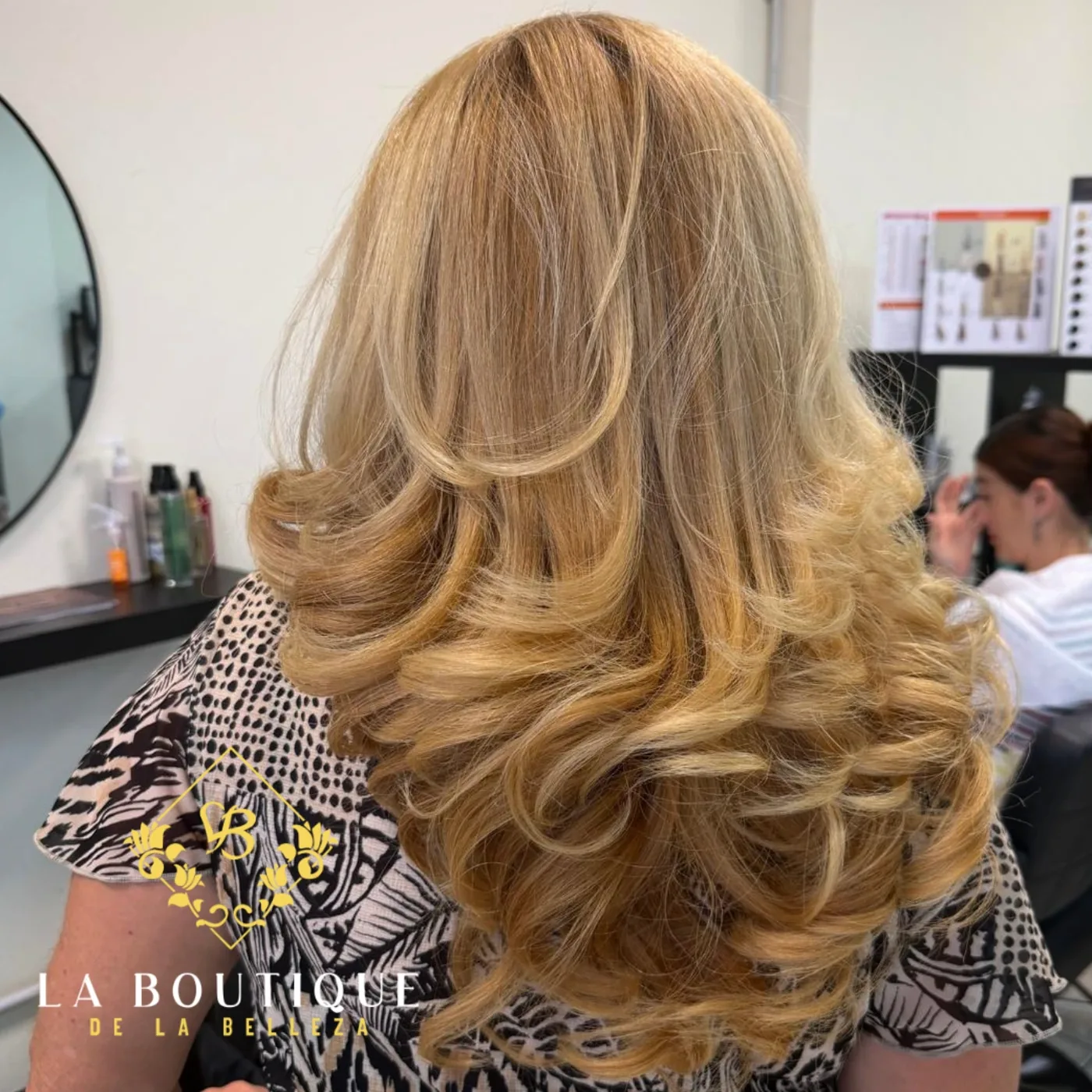 Blonde with waves